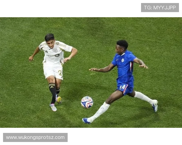 切尔西防线频频被打穿：整体站位彻底乱了，表现稳定性面临考验