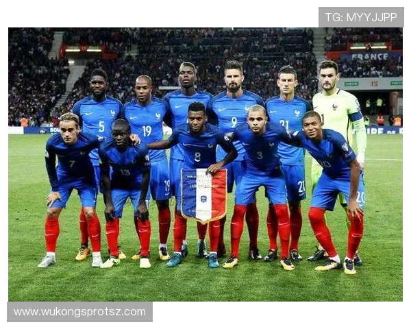 C罗与贝利的历史地位及时代影响力对比分析