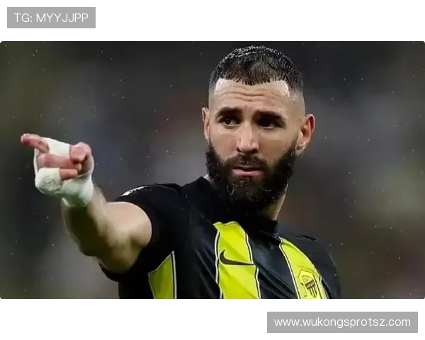 伊布与本泽马:终结模式从单点爆破转向体系嵌入 伊布与本泽马:终结模式从单点爆破转向体系嵌入