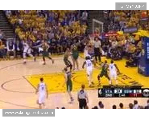 奥斯卡·罗伯特森单打能力压库里，持续高效得分主导比赛节奏