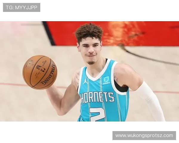 拉梅洛·鲍尔组织多样挡拆拉开空间，助黄蜂提升关键回合效率