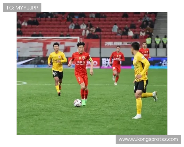 武磊连续三场关键战前插撕开防线，高效终结助球队抢分